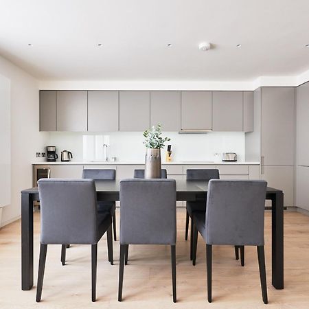 Sonder Oxford Circus Aparthotel London Bagian luar foto